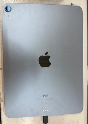 Apple iPad Air 4. Gen. 64GB, Wi-Fi, 10,9 (A2316) ** Für Ersatzteile ** Beschreibung lesen...
