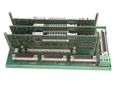 Fidia Meßsystemsignalumsetzer DCBYW1.2 mit 3 Modulen