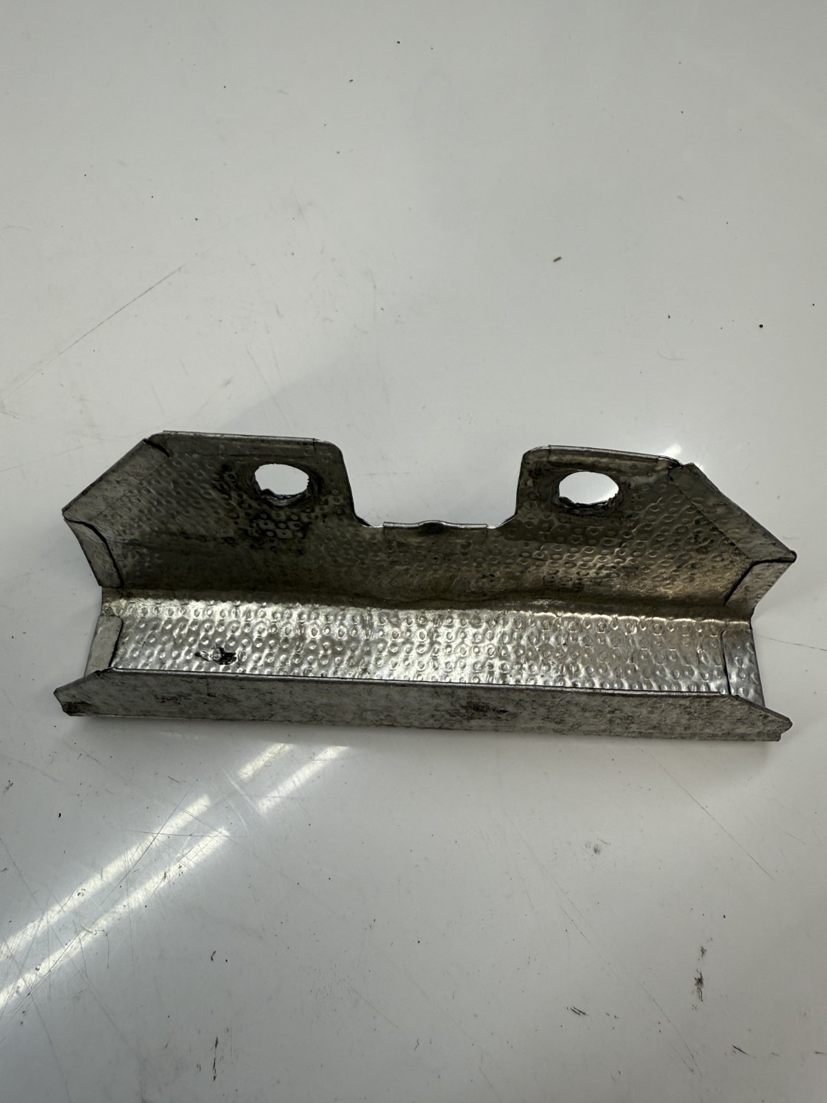 LAMBORGHINI AVENTADOR HURACAN REAR BONNET LOCK HEAT SHIELD OEM 470825099
