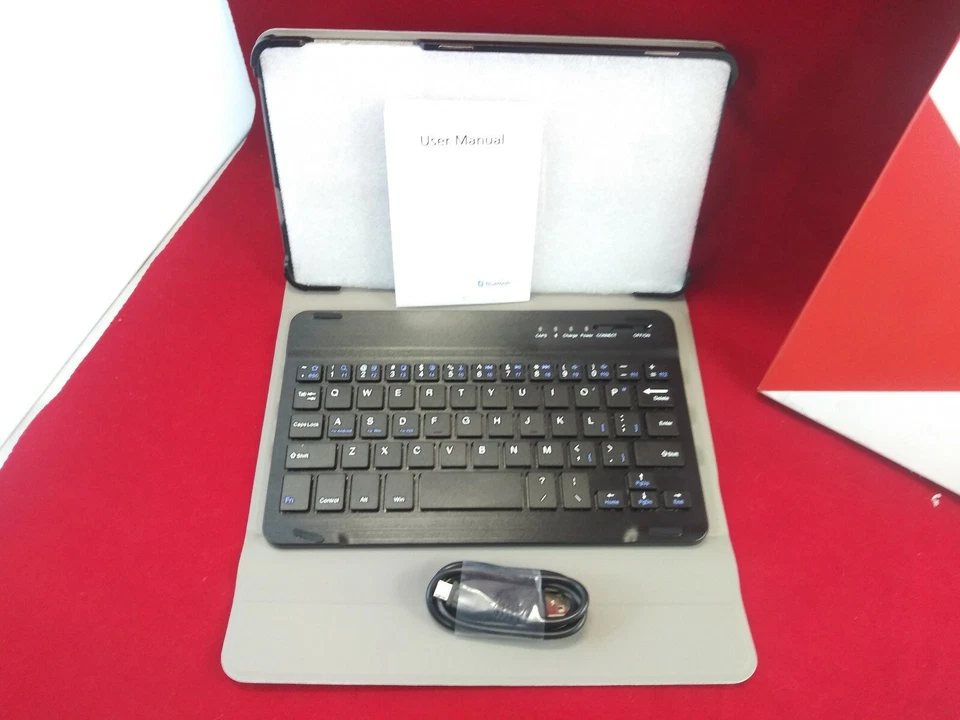 IVSO Samsung Galaxy 8.0 Bluetooth Keyboard Portfolio Case - With Charging Cable - Image 2 of 4