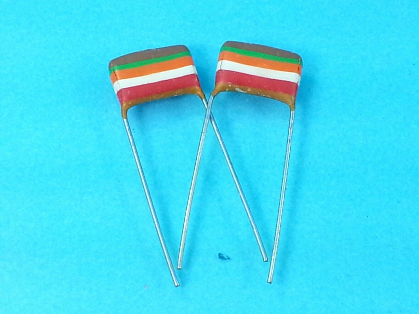 Mullard 15nF 250V 10% Tropical Fish Vintage Audio Capacitor NOS Tested 2 PCS