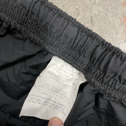 Medium US Army PT Pants Mens Black Military Training Windbreaker Nylon - Picture 3 of 4