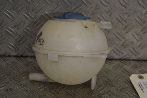 VW GOLF 6 VI (5K1) 2.0 TDI Ausgleichsbehälter Kühlwasserbehälter