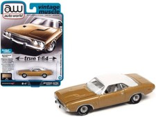 NEW AW AUTO WORLD 1:64 VINTAGE MUSCLE GOLD POLY '74 1974 DODGE CHALLENGER RALLYE