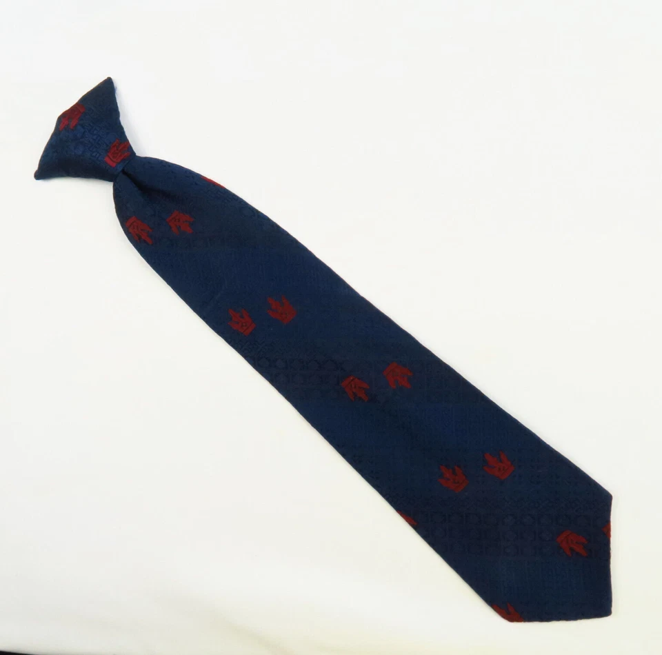 Corbata de Colección Wembley Para Hombres Clip en el Cuello Azul Marino Texturizado Rojo Patrón 18x3.75 Foto 2 de 4