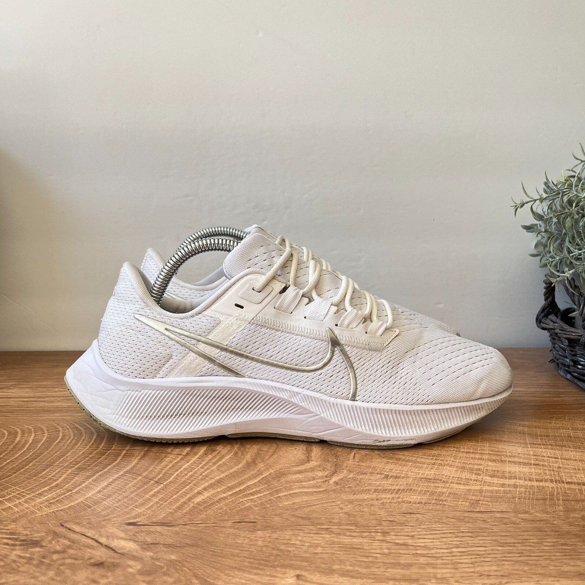 Nike Air Zoom Pegasus 38 CW7358-100 White-Metallic Silver Nike Air Zoom Pegasus 38 CW7358-100 White-Metallic Silver