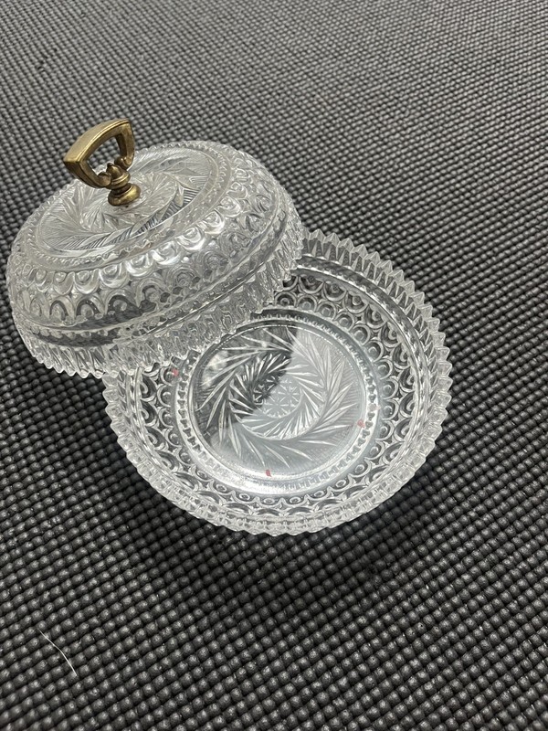 Fostoria Aristocrat-Clear Pressed Glass Candy box w/Lid 5 & 3/8 inches 1971-82