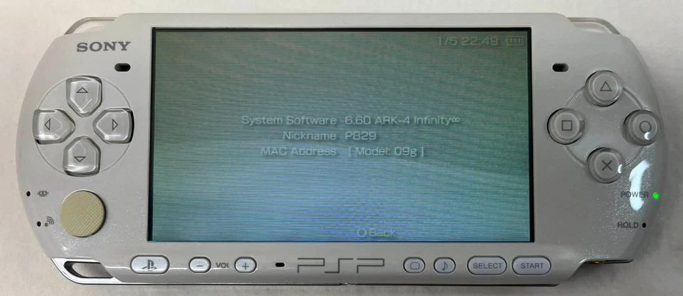 PSP 3000 Blanco Perla / Batería Nueva / Cargador Sony Original / Sin Región / 64 GB Foto 4 de 4