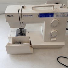 Pfaff Hobby 1142 Sewing Machine German Design Electric Features With Manual