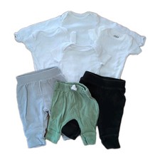 7 Item Gender Neutral Newborn Baby Bundle White Grey Green Black Carter's