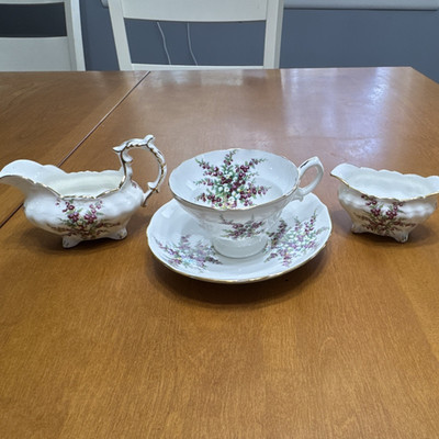 Hammersley & Co Bone China Cup & Saucer White Pink Floral Gold Trim England 3978