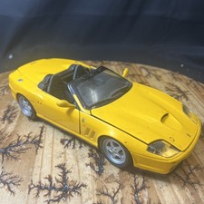 Hot Wheels 1/18 Scale - 29756 Ferrari 550 Barchetta Pininfarina - Yellow