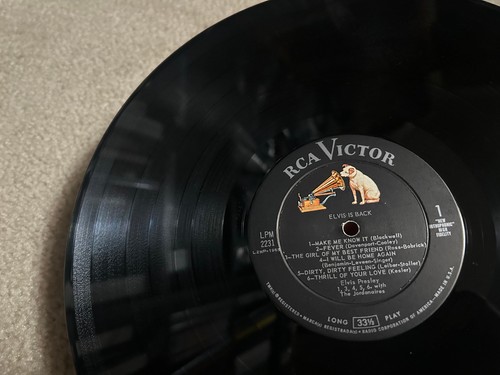 ELVIS PRESLEY Elvis Is Back! RCA Victor LPM-2231 Vinyl Vintage LP - Picture 10 of 19