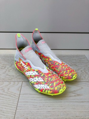 demon football boots