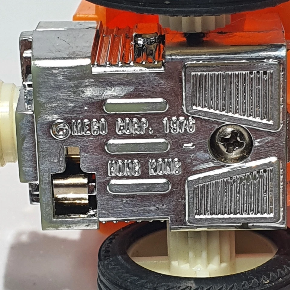 Vtg Micronauts CRATER CRUNCHER vehicle COMPLETE 1976 Mego construction backhoe - Image 3 of 4