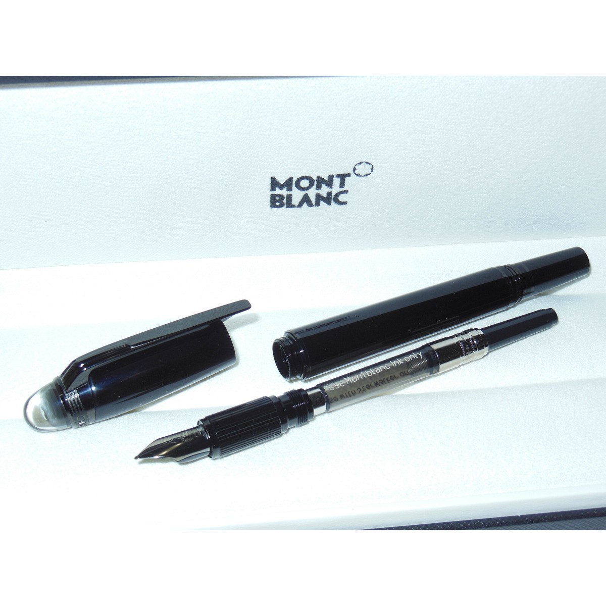 New* Montblanc Starwalker BlackCosmos Precious Resin Fountain Pen