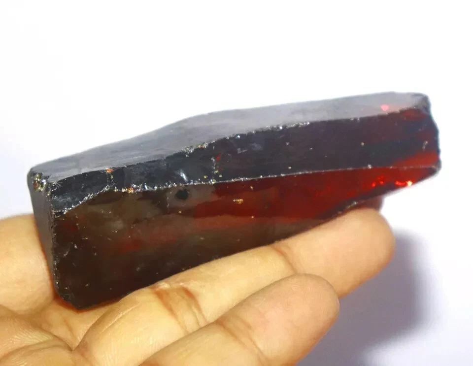 510 Ct Natural Untreated Red Garnet Rough Gemstone | Healing Crystal from Burma - Image 4 of 4