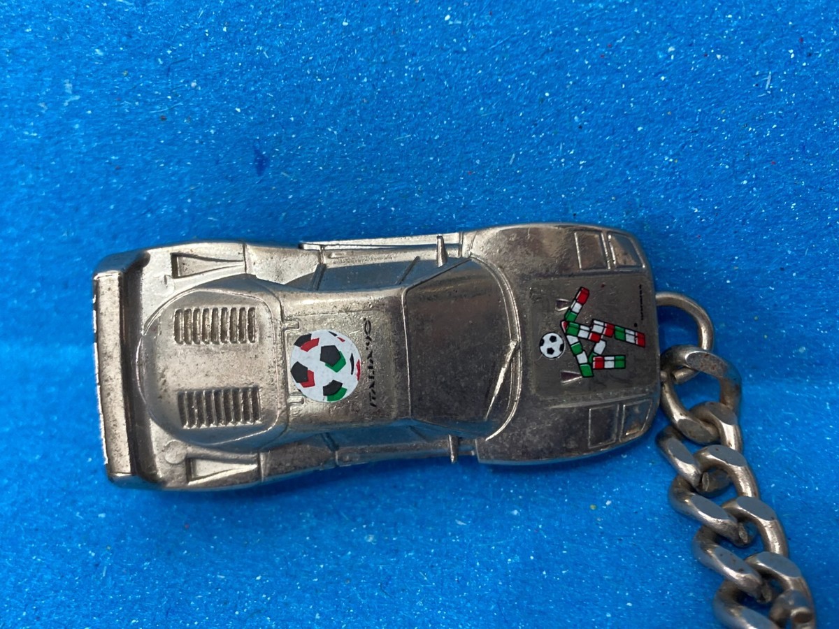 PORTACHIAVI VINTAGE BURAGO AUTO FERRARI F40 ITALIA 90 METAL MODEL
