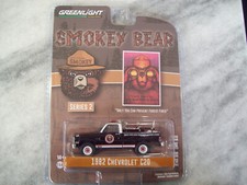 GREENLIGHT  1/64  1982  CHEVROLET  C20   4X4  SMOKEY THE BEAR  DIECAST TRUCK