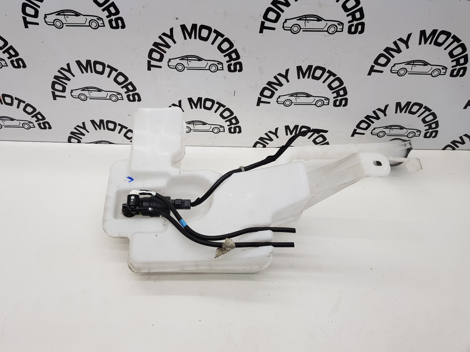 2021 NISSAN JUKE MK2 F16 WINDSCREEN WASHER BOTTLE & PUMP OEM 289106PA0A