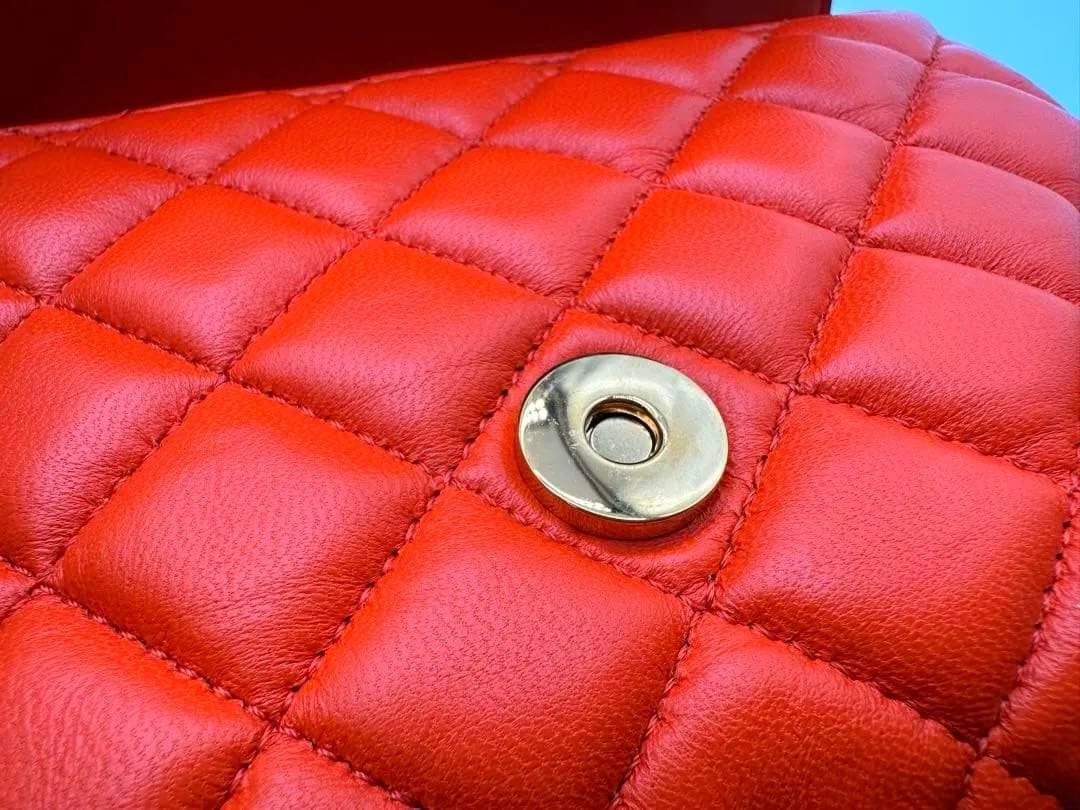 Versace Orange Leather Quilted Shoulder Bag Gold Medallion Used thumbnail 5
