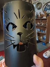 Metal Windchime w/cat face and hanging ghost