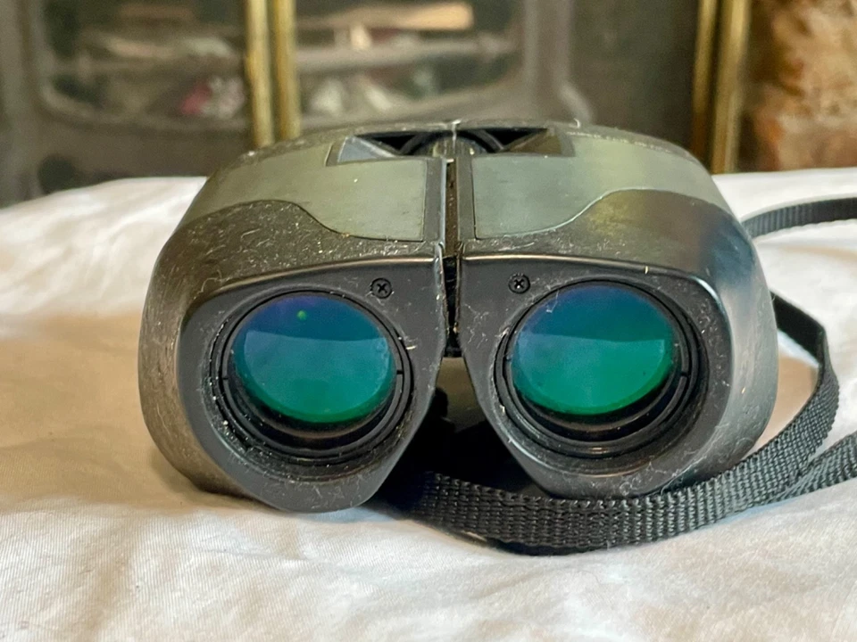 Sunagor 8–20x25 Zoom Compact Binoculars Super Fine Optics Coated Lenses - Image 3 of 4