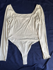 lululemon Women  s Beige Long Sleeve One-Piece Bodysuit Thong Snap, M