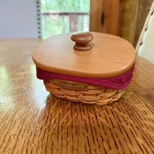 Longaberger 2002 Hostess Appreciation Basket Combo. MINT