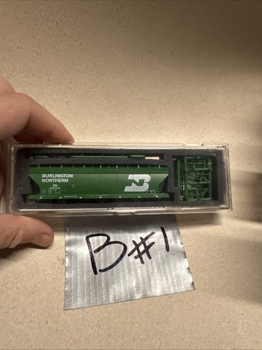 Kit de coche de carga InterMountain escala N Burlington Northern 458300 tolva de bahía  | Zustand: New