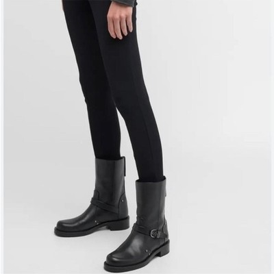 Stuart Weitzman Women's Maverick Black Leather Stud Pull-On Bootie Shoes Sz 8.5