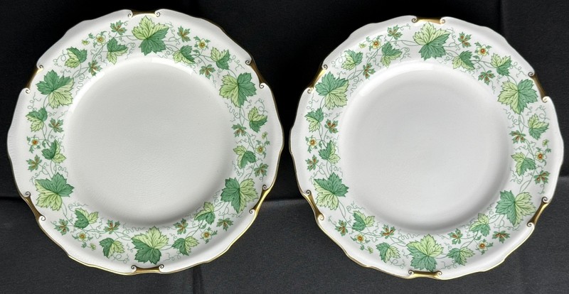 Vintage Royal Crown Derby Bone China Pair of 9” Maple Leaf Green Enameled Plates