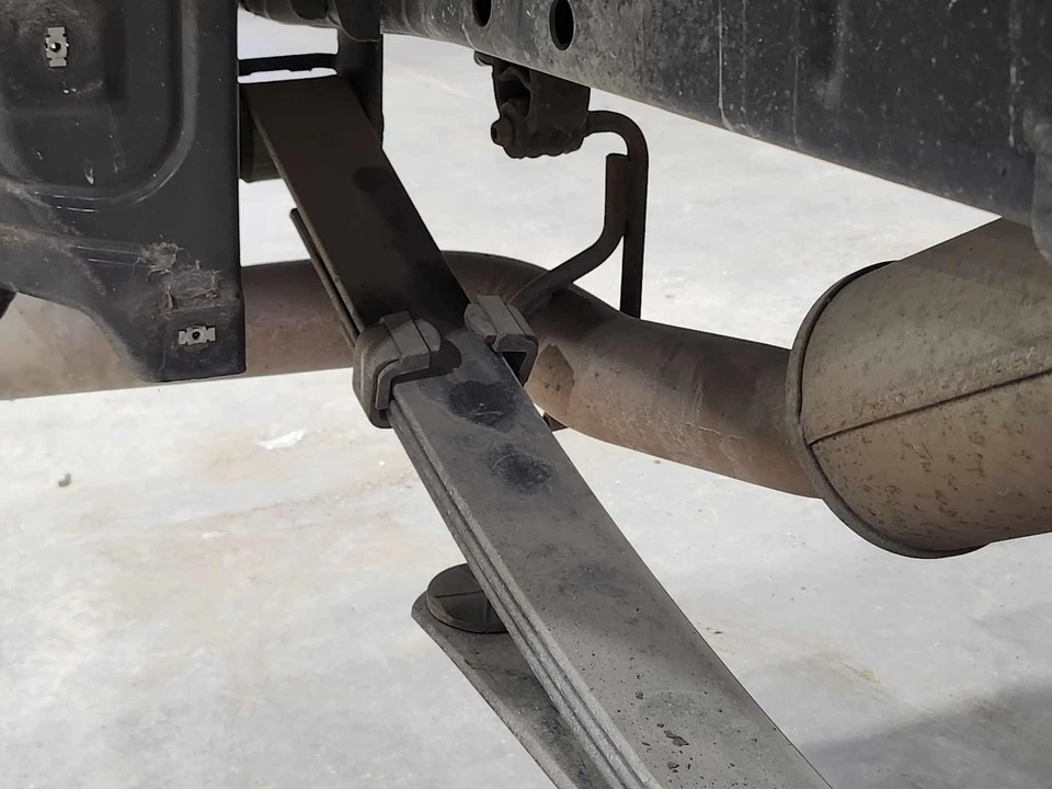 Conjunto de resorte de hoja trasera platón largo Chevy Colorado GMC Canyon 16-22 OEM 84639552 Foto 3 de 4