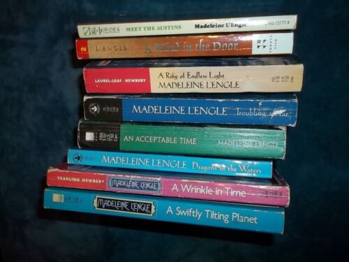Madeleine L'Engle 8 Book Lot a wrinkle in time a wind at the door - Imagen 2 de 2