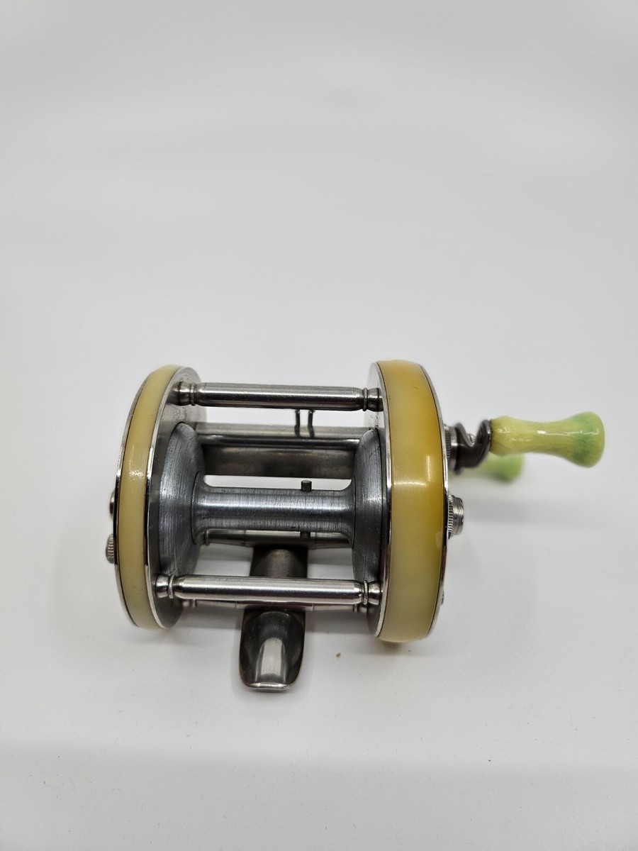 SHAKESPEARE PRESIDENT 1970 MODEL FC STAINLESS STEEL FISHING REEL