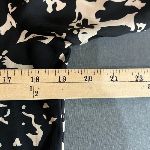 Diane von Furstenberg Dress Womens Size 6 Black White Floral Silk Blend Career - Picture 8 of 8