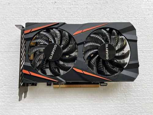 AMD RX 560 GIGABYTE OC 4GB DDR5 - PCI-E DVI- HDMI USATA FUNZIONANTE✅ - Afbeelding 2 van 9