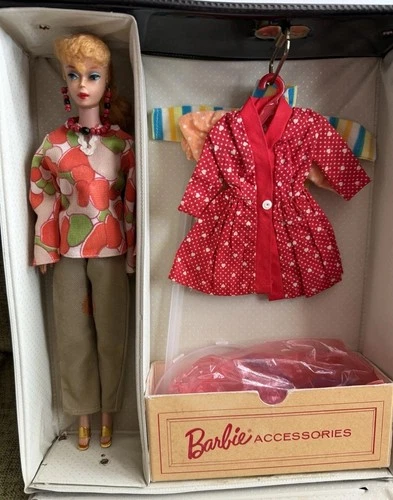 Barbie Ponytail Doll #5 Blonde1961 In 70’s Clothes w/61’ Case And Accessories