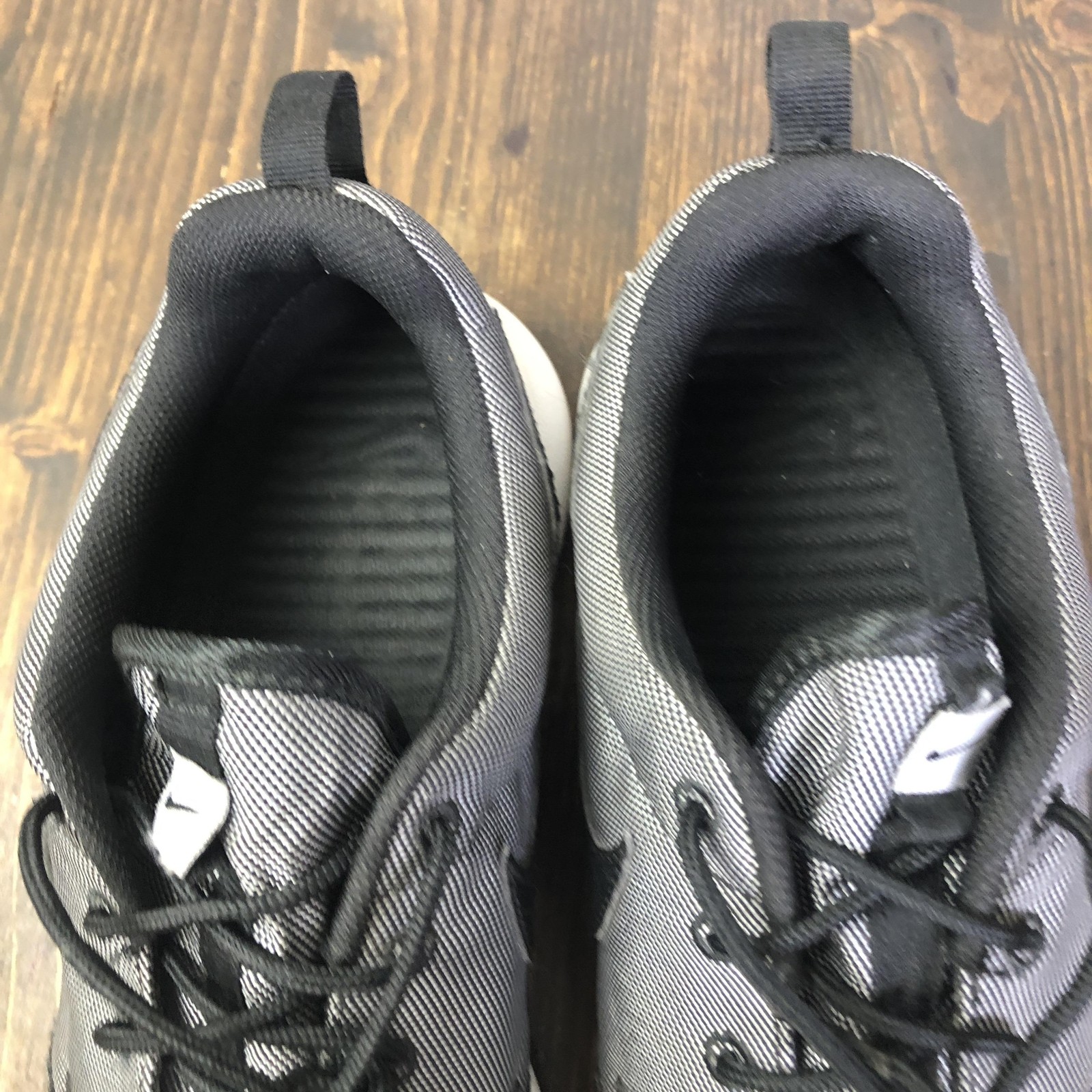 Nike Roshe One Shoes Mens Size 8.5 Running Lightweight 525234-010 Sneakers