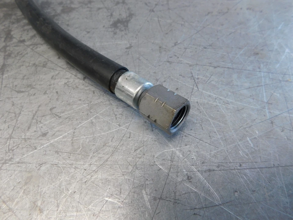 450SL 380SL 380SLC 450SLC FUEL HOSE 1074703275 - Image 4 of 4