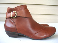 Taos Addition Ankle Boots Brown Leather Womens Zip Buckle Bootie 8.5