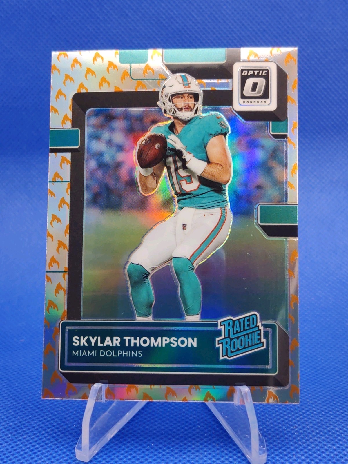 🔵 2022 Donruss Optic SKYLAR THOMPSON Rated Rookie Fire Emoji Prizm SSP RC #276