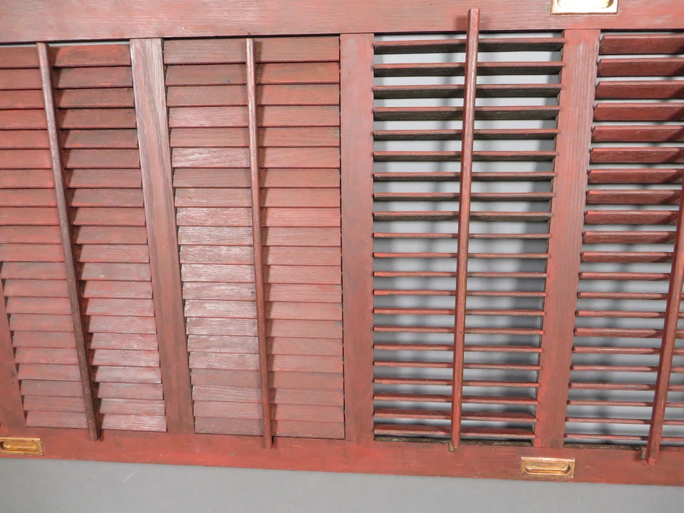 Persiana de plantación de madera antigua Burlington Venetian Blind Co. Vermont de colección Foto 3 de 4