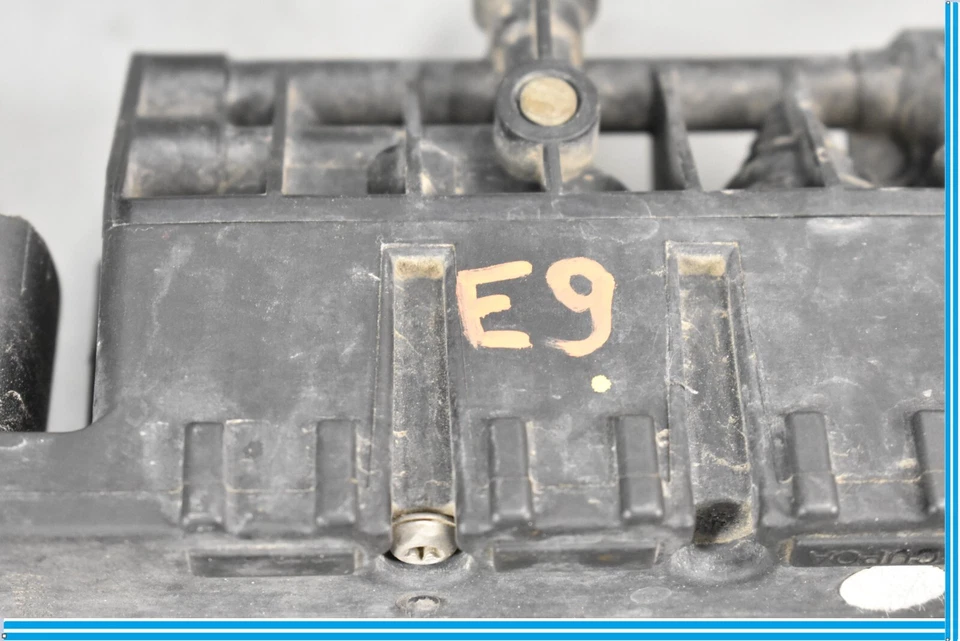 Land Rover Range Rover Sport 2010-2013 suspensión válvula bloque solenoide unidad OEM Foto 4 de 4