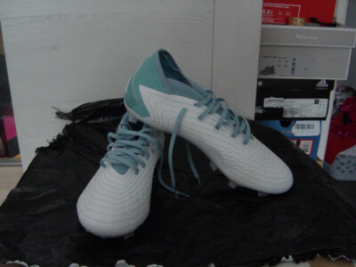 ADIDAS PREDATOR EDGE.1 in der Gr.43 1/3 in weiß/blau