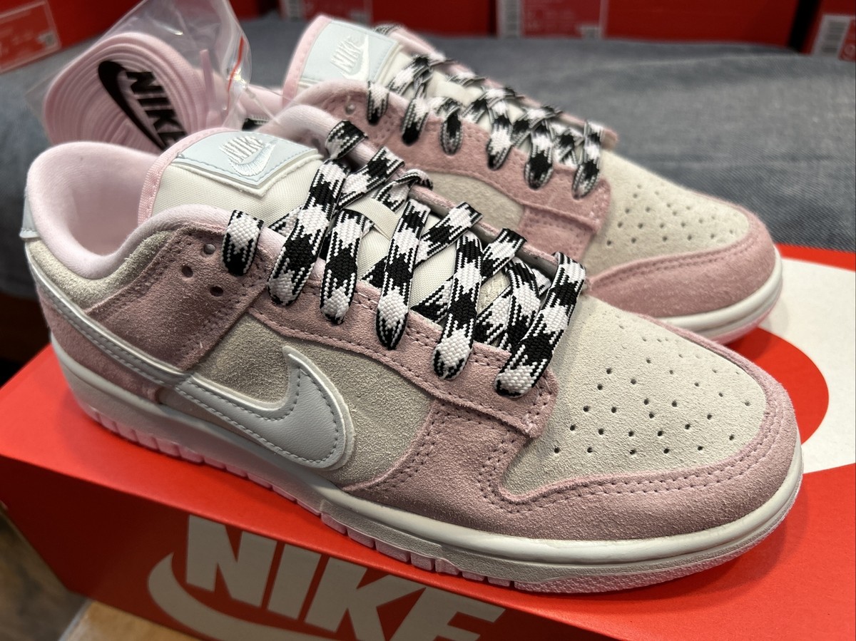 Nike Dunk Low LX 