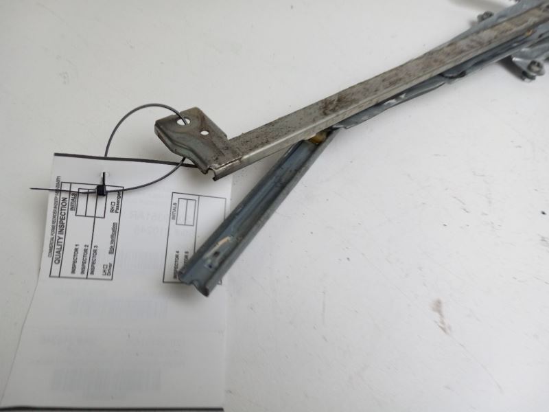 20132015 HONDA CIVIC FRONT PASSENGER DOOR WINDOW REGULATOR OEM eBay