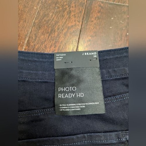 Neu mit Etikett J Brand Natasha High Rise Jeans in Penrose - Größe 38 - Bild 12 von 12
