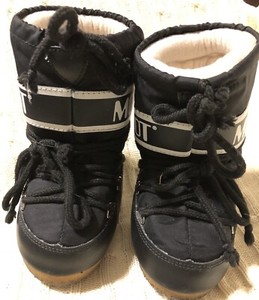 moon boots 26