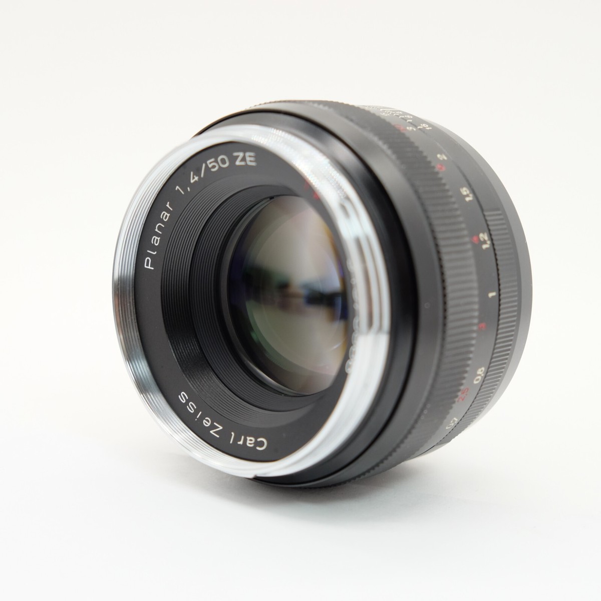 N Mint] Carl Zeiss Planar T* 50mm F/1.4 ZE Lens for Canon EF W